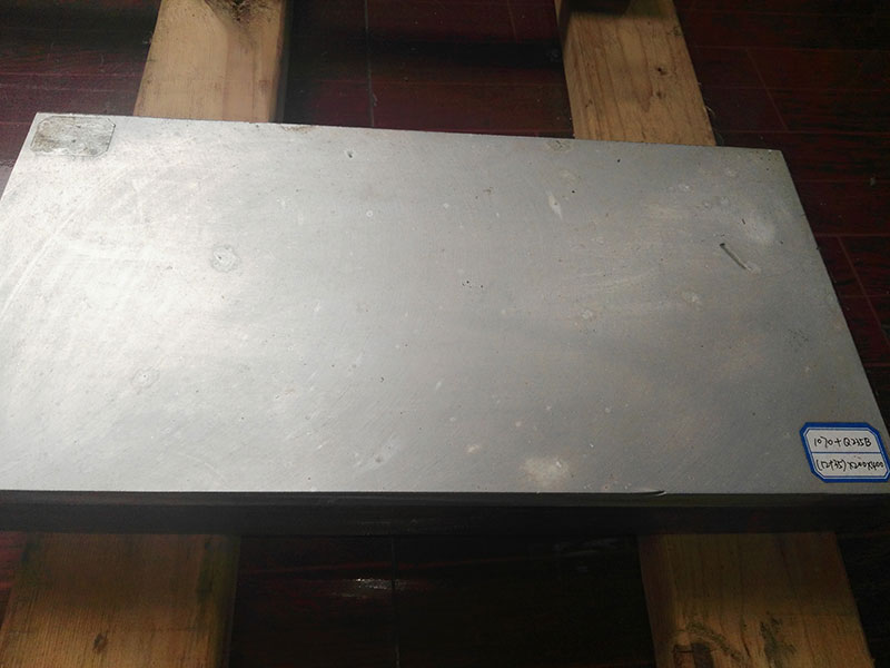 Clad bimetal plate for cutting tool